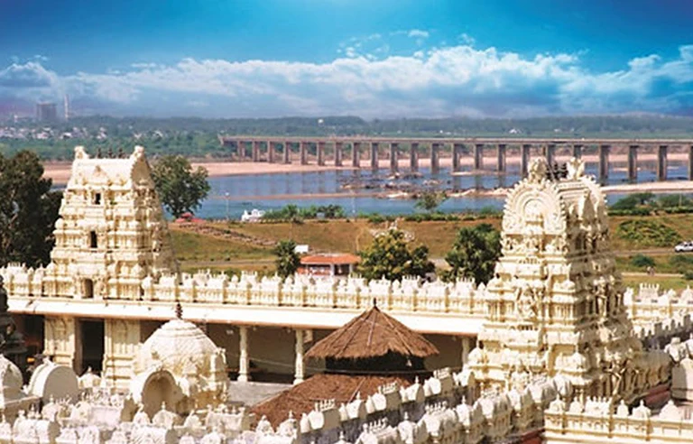 Exterior view of Bhadrachalam Rama Temple, a sacred pilgrimage site.